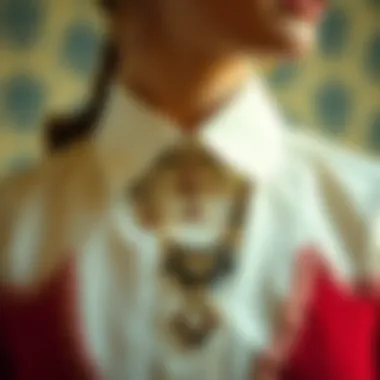 Historical evolution of shirt necklaces in fashion